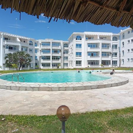Havenhouse Kijani - 1 Bedroom Beach Apartment With Swimming Pool 말린디 외부 사진