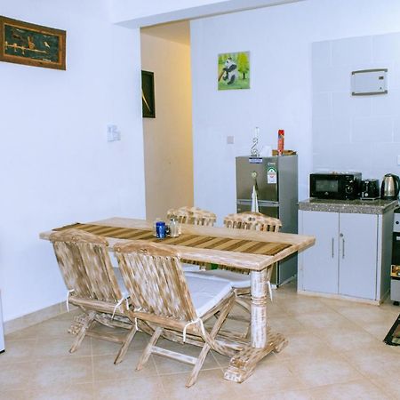 Havenhouse Kijani - 1 Bedroom Beach Apartment With Swimming Pool 말린디 외부 사진