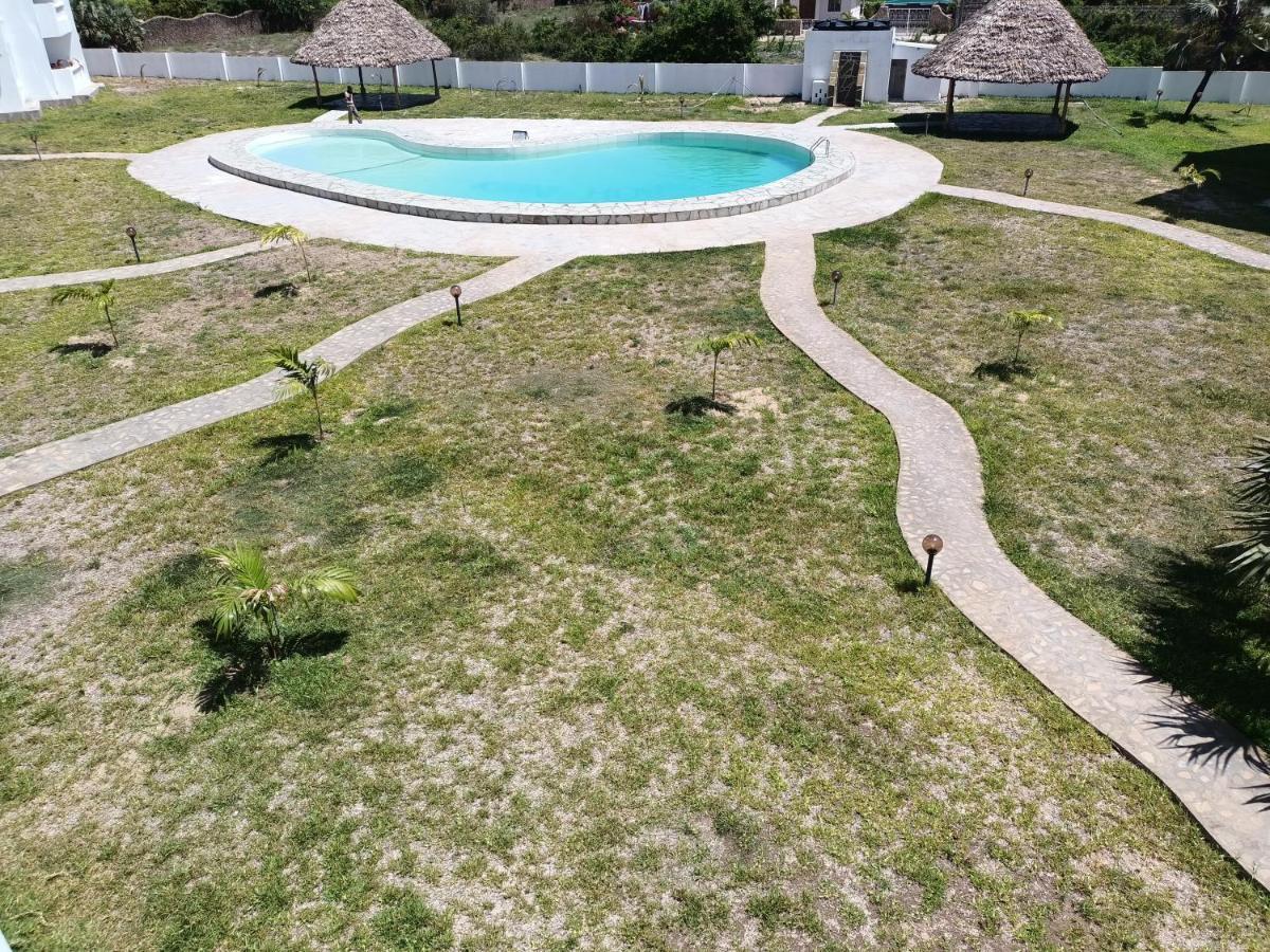Havenhouse Kijani - 1 Bedroom Beach Apartment With Swimming Pool 말린디 외부 사진